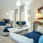 아파트 Vivien 2 Bedroom