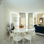 Vivien 2 Bedroom Apartamento *