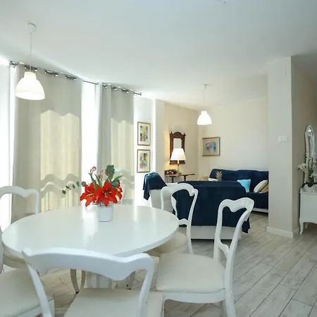 Vivien 2 Bedroom * Zadar