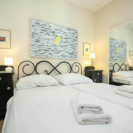 Vivien 2 Bedroom Apartment *