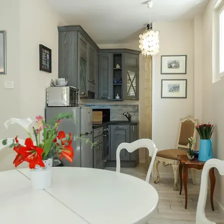 Vivien 2 Bedroom * Zadar