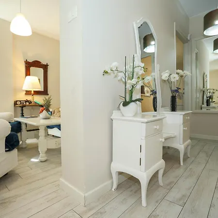Apartamento Vivien 2 Bedroom *