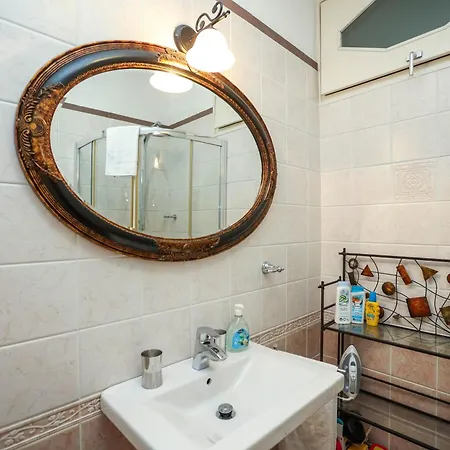 Vivien 2 Bedroom Apartamento Zadar