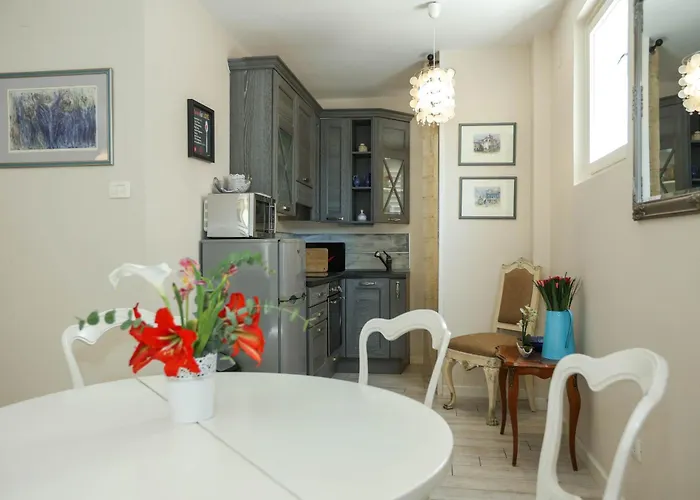 Vivien 2 Bedroom * Zadar